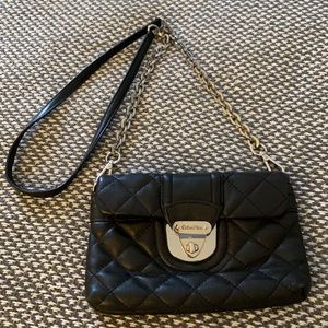 Calvin Klein Quilted Crossbody Purse 👛 🖤